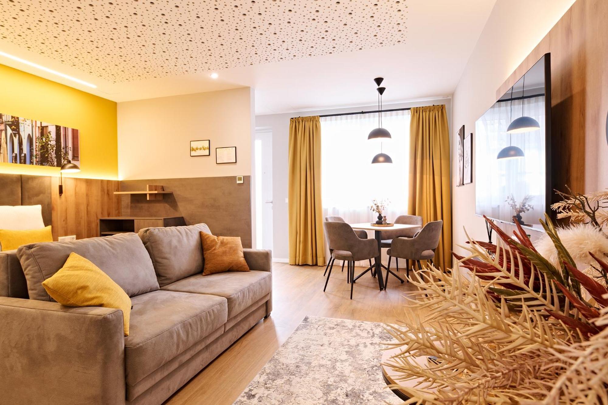 Xzllenz Traum Studio-Apartment, Frei-Parken, U-Bahn, Kueche Nuremberg Luaran gambar