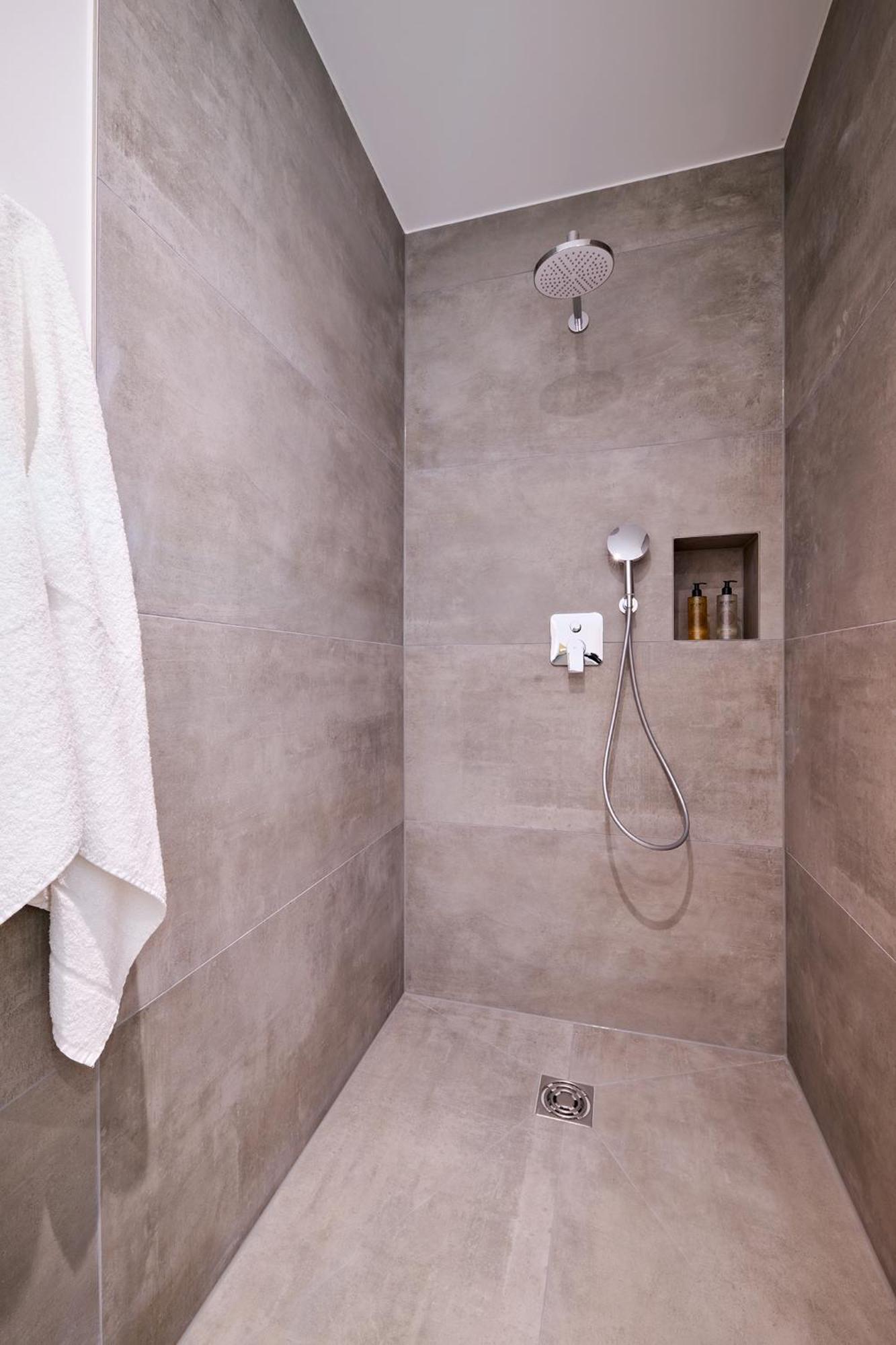 Xzllenz Traum Studio-Apartment, Frei-Parken, U-Bahn, Kueche Nuremberg Luaran gambar